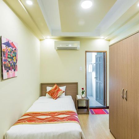 Golden Gate China Town Hotel Yangon Luaran gambar