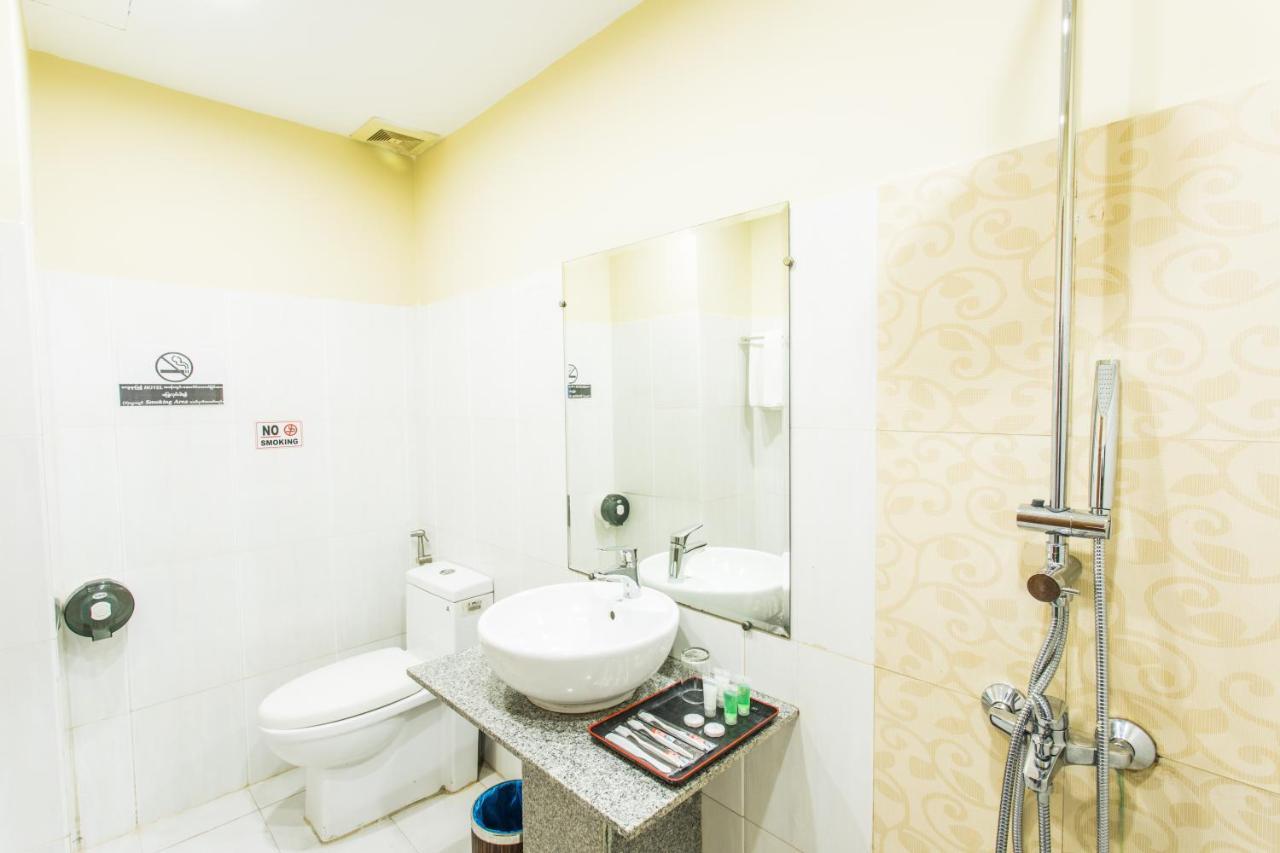 Golden Gate China Town Hotel Yangon Luaran gambar